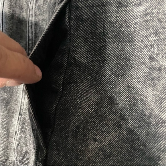 Crazy Train Black Acid Wash Jean Jacket Medium - Picture 3 of 7